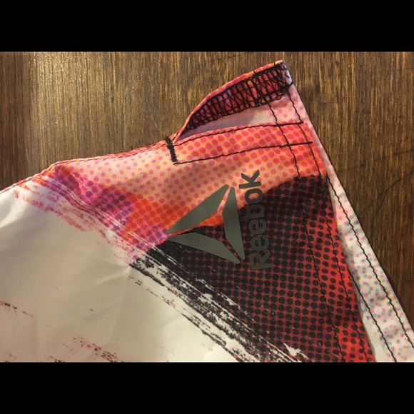 Reebok Crossfit L • multi color shorts - Picture 4 of 4